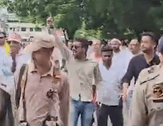 শিৱসাগৰত বহিৰাগতৰ বিৰুদ্ধে ৰণচালি!